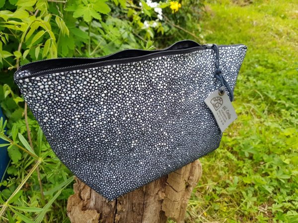 Pochette Cuir / Trousse de Voyage